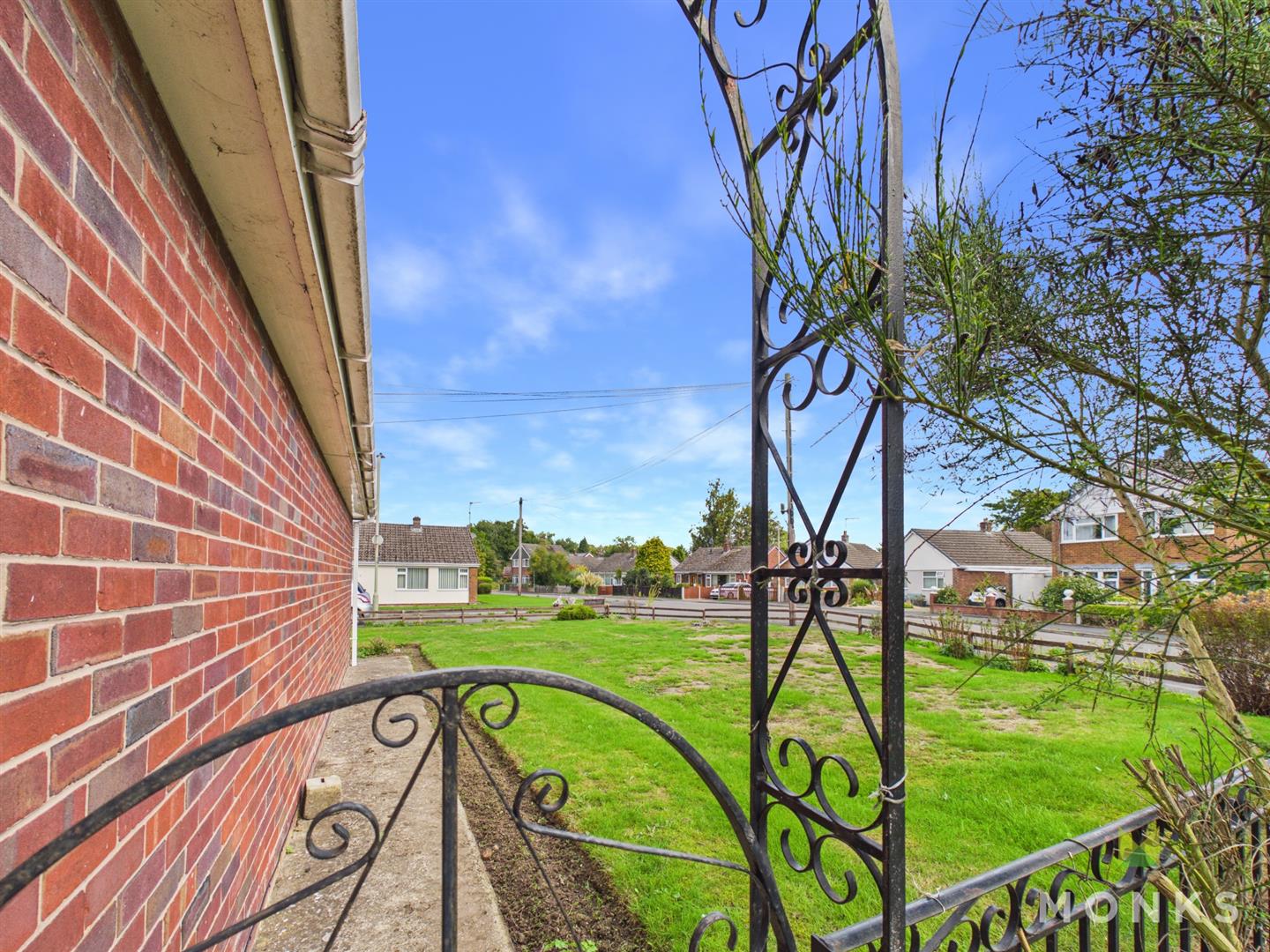 1 Sun Grove, Shrewsbury, SY4 5HH For Sale